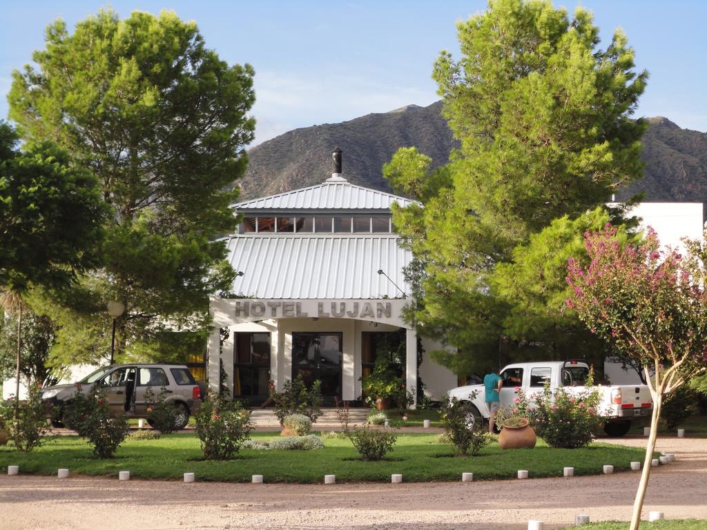 Hotel Lujan Lujan  Exteriér fotografie